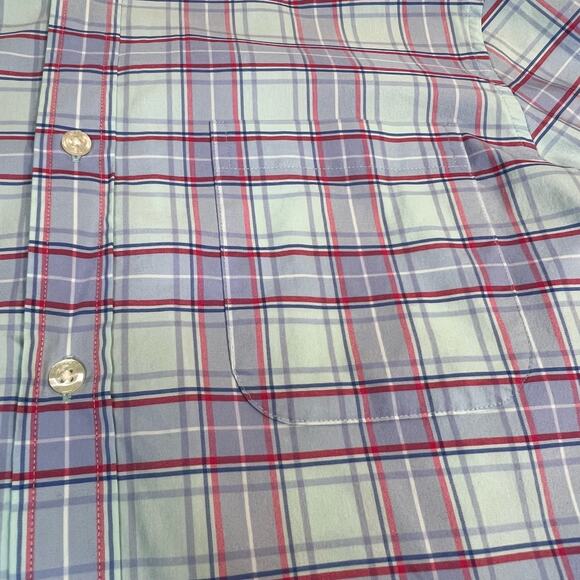Vineyard Vines Buttondown M NWOT - Picture 4 of 4